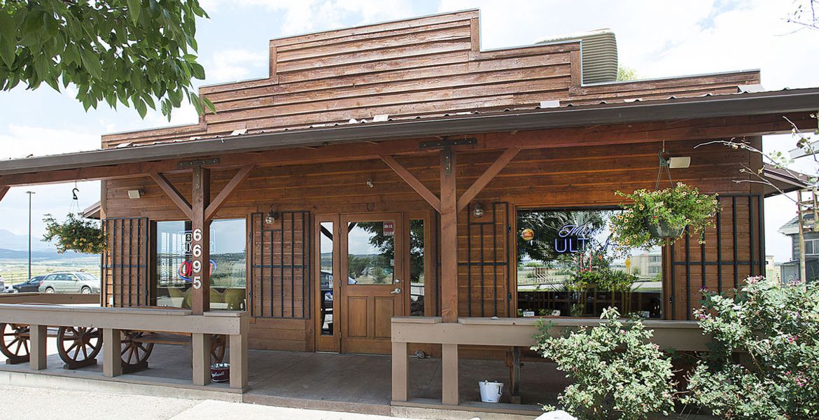 Three Sisters Tavern and Grill